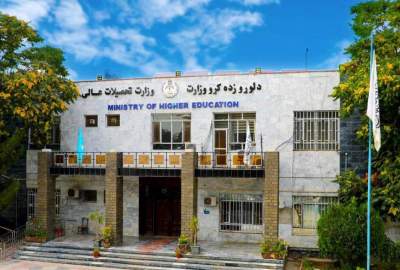 وزارة التعليم العالي ملتزمة بتقديم تعليم ديني وعصري