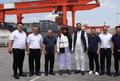 التأکید على نقل البضائع الأفغانية المصدرة عبر ممر ميناء لانتشو الجاف في الصين