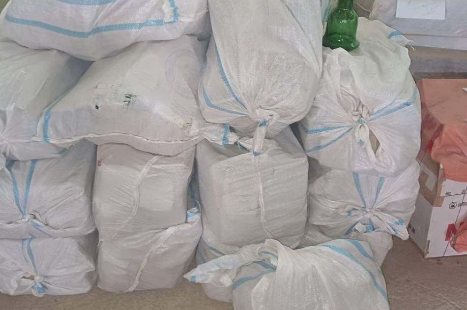 کشف و ضبط بیش از ۱۰ هزار کیلوگرام کالاهای قاچاق از ولایت مختلف کشور