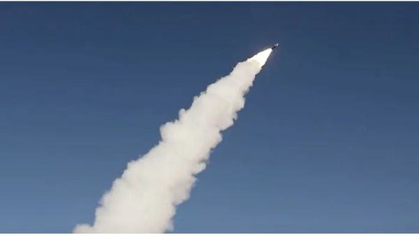 یمنی‌ها دست‌بردار نیستند؛ سومین حمله موشکی یمن به میدان‌هوایی بن‌گوریون در کمتر از ۲۴ ساعت