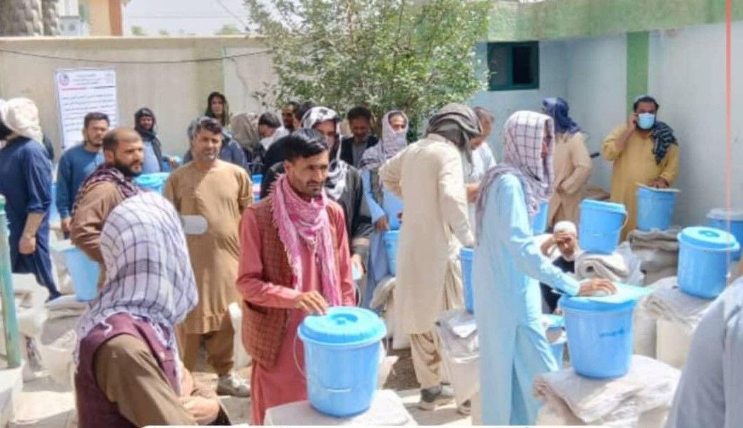 توزیع کمک‌های خوراکی و غیرخوراکی برای ۱۲۵ خانواده عودت‌کننده در لوگر