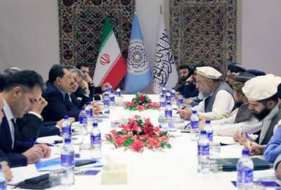 أفغانستان وإيران تعقدان اجتماعًا اقتصاديًا وتجاريًا في كابول؛ هدف التبادل التجاري السنوي 10 مليارات دولار