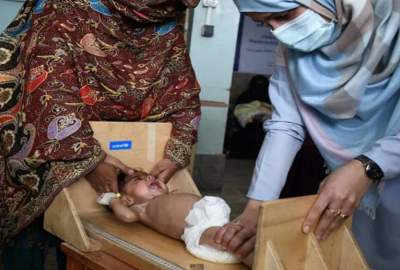 نزدیک به پنج میلیون مادر و کودک در افغانستان دچار سوءتغذیه هستند