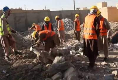 آغاز پروژه ساخت سرک و کانکریت‌ریزی کوچه‌ها در مرکز غزنی با هزینه ۱۸ میلیون افغانی