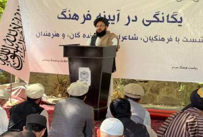 معین فرهنگ و هنر: نویسندگان و شاعران در برابر توطئه‌های خارجی نقش‌آفرین باشند