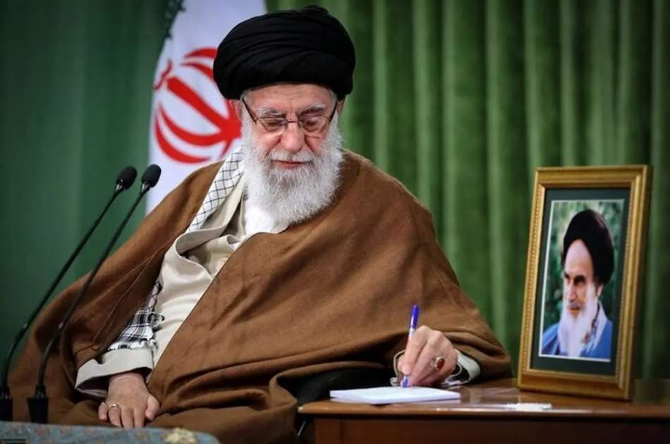 Leader of the Islamic Revolution: Teaching and promoting prayer is a definite duty of religious institutions and religious people