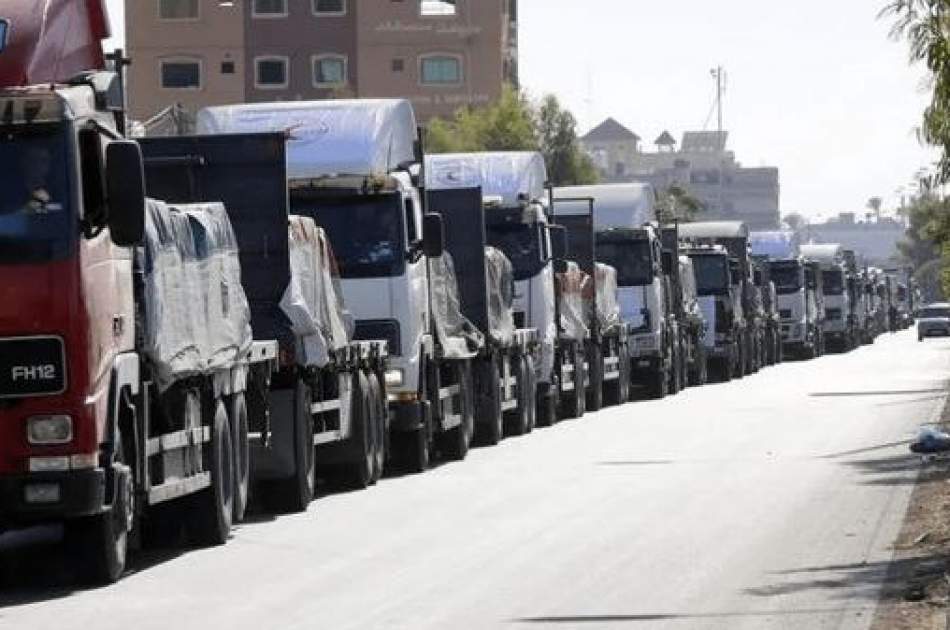 Massive humanitarian aid begins to enter Gaza Strip