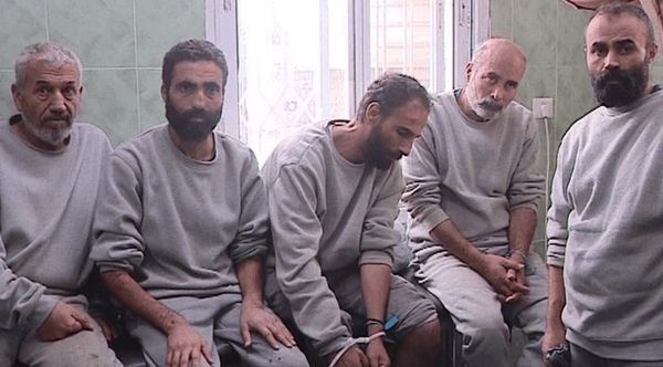 بازگشت تلخ اسرای فلسطینی؛ جرب مانع از آغوش گرفتن خانواده شد