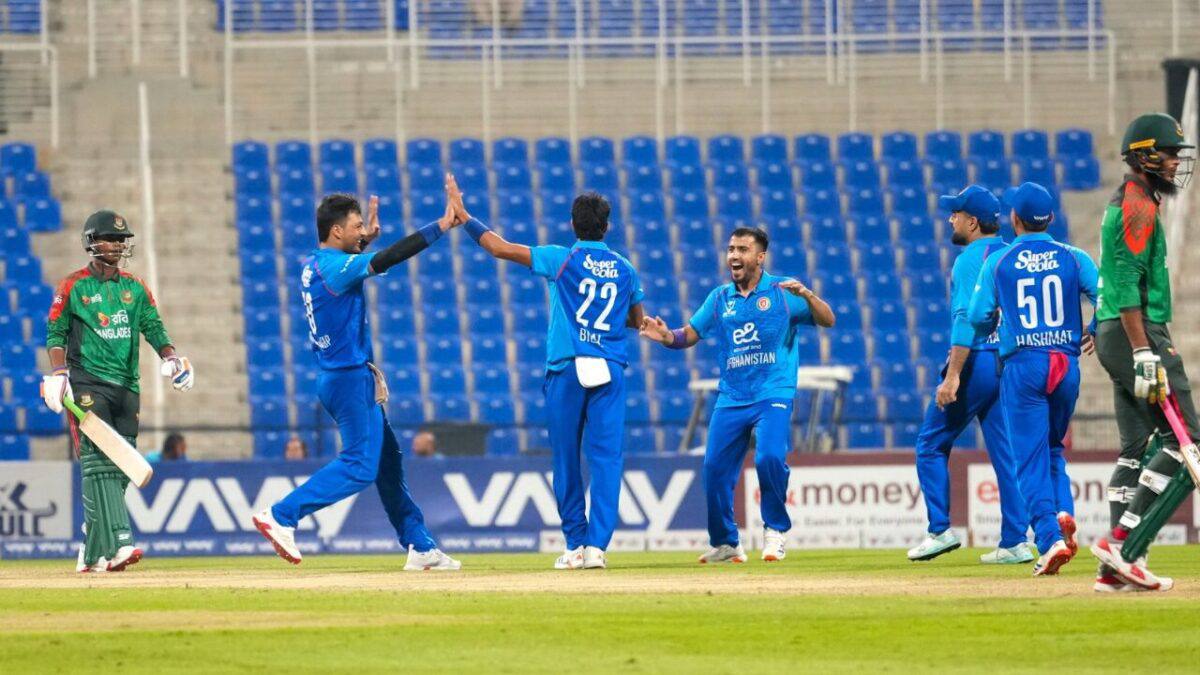 پیروزی قاطع تیم ملی کریکت کشور در سومین دیدار برابر بنگلادش