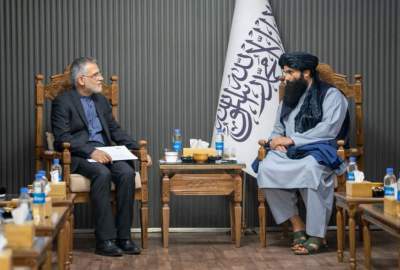 حقاني في لقاء مع الوفد الإيراني: انعدام الأمن في المنطقة لا يصب في مصلحة أحد