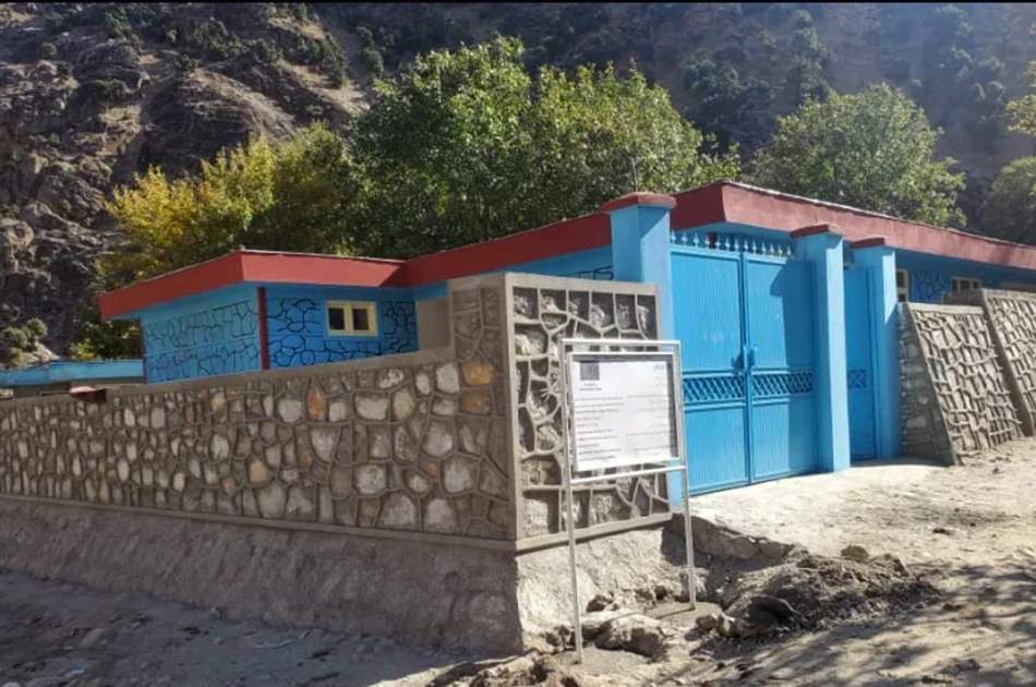 د نورستان په برګمټال ولسوالۍ کې د څلورو ښوونځیو بیارغونه او پرانیستل