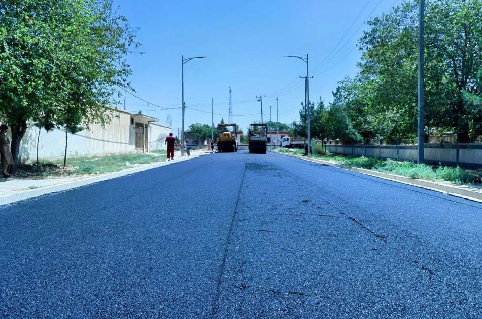 په مزار شریف کې د ۳۹ میلیون افغانیو په ارزښت د پنځو سړکونو قیر کول پیل شول