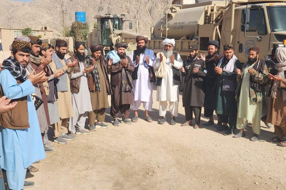 تکمیل کار جغل اندازی و هموارکاری ۲۸ کیلومتر سرک کشنده – زاری در  بلخ