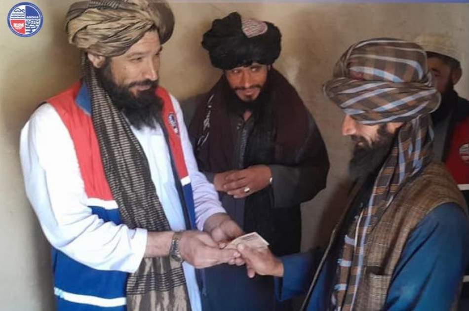 په بلخ او بغلان کې له ۲۴۰۰ څخه زیاتو مستحقو کورنیو ته د خوراکي توکو او نغدي مرستو ویش