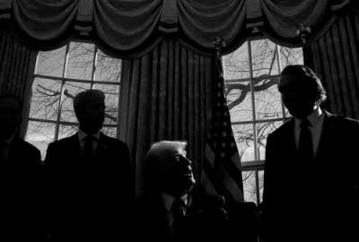 تصاعد العنف السياسي يدفع مسؤولي إدارة ترامب إلى اللجوء إلى الملاجئ العسكرية