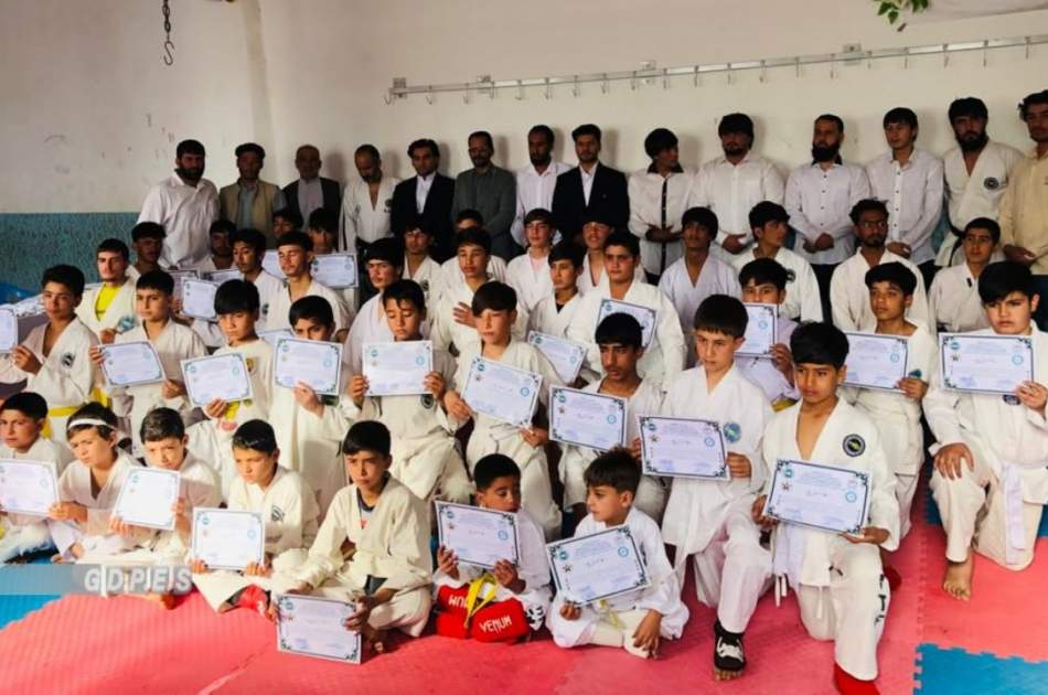 په هرات کې د تکواندو "سولې او دوستۍ کپ" سیالۍ ترسره شوې