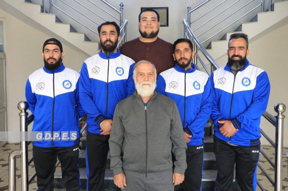 تیم ملی وزنه‌برداری برای شرکت در بازی‌های همبستگی کشورهای اسلامی عازم ریاض شد