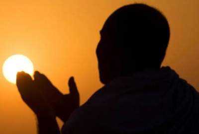 استواری مؤمن در ایمان و شخصیت