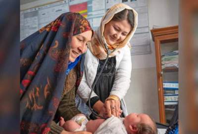 UNICEF supports health workers to manage child malnutrition in Afghanistan