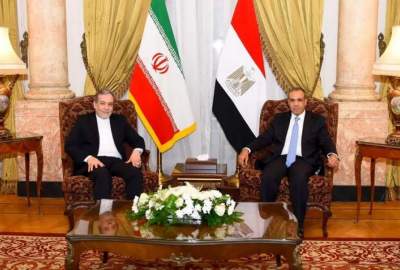 اتصال هاتفي بين وزير خارجية مصر مع عراقجي و غروسي حول الملف النووي الإيراني