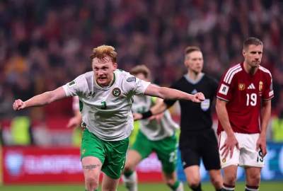 البرتغال وآيرلندا يتألقان؛ تأهل البرتغال مباشرة وآيرلندا إلى الملحق