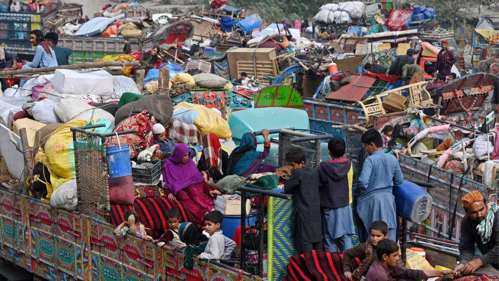 بازگشت نزدیک به ۱۲ هزار مهاجر از پاکستان و ایران به‌‌ کشور طی یک روز اخیر