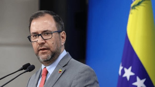 واکنش وزیر خارجه ونزوئلا به اتهامات جنایتکار صهیونیستی: «نام ونزوئلا بزرگ‌تر از دهان کثیفت است»