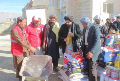 کمک نقدی بیش از ۱۹ میلیون افغانی به ۱۳۰۰ خانواده در لوگر