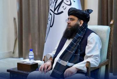 مولوی عبدالکبیر: حل مشکلات و حمایت از مهاجرین در اولویت امارت اسلامی قرار دارد