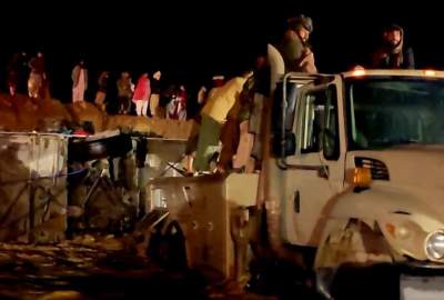 نیروهای وزارت دفاع ملی، سرنشینان موتر مسافربری واژگون‌شده در سیلاب هرات را نجات دادند