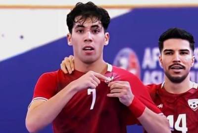 «رضا حسين‌بور» انضم إلى فريق  شباب الأهلي لكرة  الصالات في الإمارات