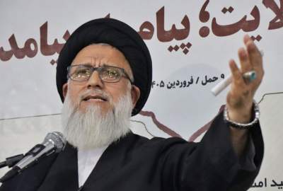 بیعت با آیت‌الله خامنه‌ای، بیعت با یک رهبر الهی است/ غفلت از ولایت فقیه، عامل بحران‌های جهان اسلام