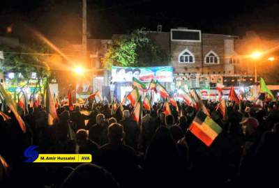 فریاد انتقام در شهر کریمه اهل‌بیت (س)؛ حضور پرشکوه قمی‌ها در حمایت از رهبر انقلاب و خون شهدا