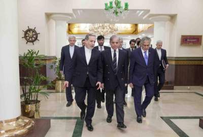 Iran’s attacks will stop as a result of the cessation of enemy attacks and two weeks of safe passage through the Strait of Hormuz/ Pakistan invites the US and Iran to talks in Islamabad