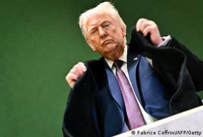 أعضاء الكونغرس الأمريكي يطالبون بإقالة ترامب من خلال التعديل 25 من الدستور