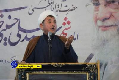 التأكيد على هموم الشهيد الإمام الخامنئي (ره) فيما يتعلق بعزة الأمة الإسلامية في اجتماع العلماء والطلاب الأفغان في الحوزة العلمية في قم
