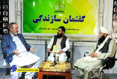 ایران برای دفاع از همه آزادگان و مظلومان جهان علیه امریکا و غرب وارد جنگ شده است