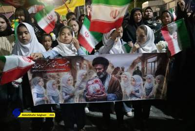 حماسه وحدت در ورامین؛ بیعت مهاجرین افغانستان با رهبر انقلاب اسلامی و محکومیت جنایات امریکا و رژیم صهیونیستی