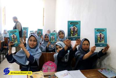 برگزاری مراسم گرامی‌داشت شهدای میناب در مکاتب مزارشریف با محکومیت حملات آمریکا و اسرائیل