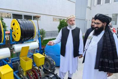 بازدید وزیر صنعت و تجارت از کارخانه‌های نساجی بخارا؛ تمرکز بر توسعه صنعت پخته افغانستان