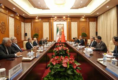 پکن حملات علیه ایران را غیرقانونی خواند؛ تأکید بر آتش‌بس فوری در دیدار عراقچی و وانگ‌یی
