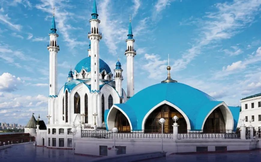 پایان سفر هیأت بلندپایه امارت اسلامی به نشست «روسیه و جهان اسلام» در کازان