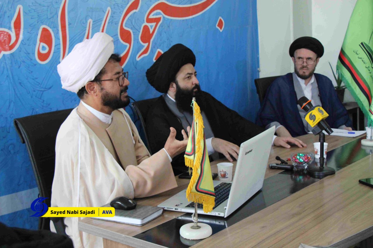 مبانی فقهی و اصولی حضرت امام سیدمجتبی خامنه‌ای حفظه الله تعالی باید مستند و منسجم تبیین شود