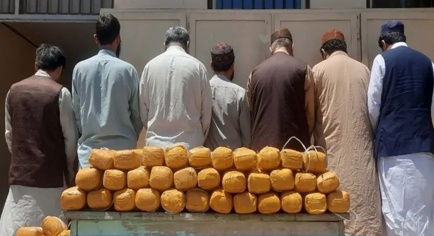 کشف ۱۹۹ کیلوگرام چرس و بازداشت ۷ تن در بلخ
