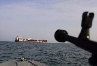 مقر خاتم الأنبياء: مضيق هرمز أُغلق بالكامل