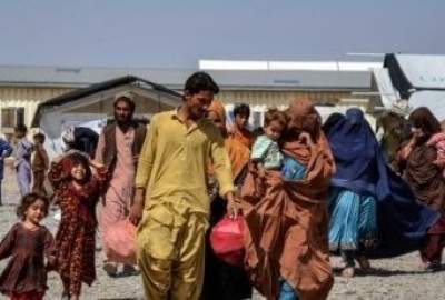بازگشت دو هزار و ۷۰۰ مهاجر در یک روز و توزیع بیش از چهار میلیون افغانی کمک نقدی
