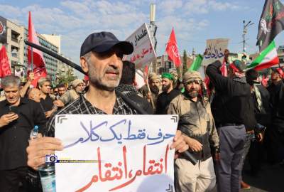 تهرانِ حسینی و معجزه‌ای به وسعت ۲۰ کیلومتر؛ وداعی که جهان را به تحیر واداشت  <img src="https://cdn.avapress.net/images/picture_icon.png" width="16" height="16" border="0" align="top">