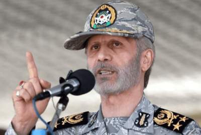 فرمانده کل ارتش ایران: اگر «پای کثیف» امریکا به خاک ایران برسد، با هر آنچه داریم می‌جنگیم