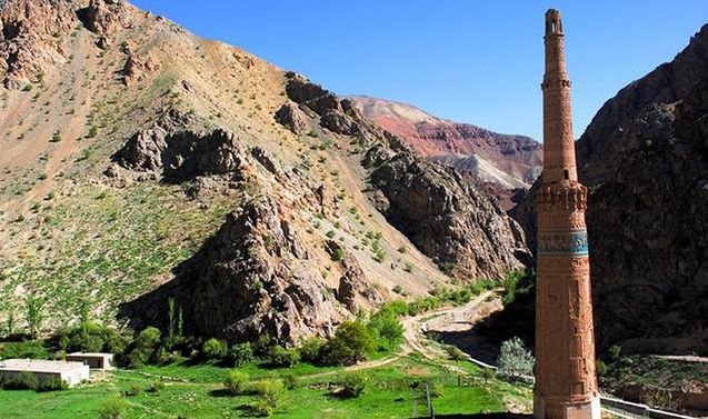 پایان برنامه یک‌هفته‌ای ارتقای ظرفیت کارمندان ادارات امارتی در غور