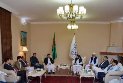 په ترکمنستان کې د افغانستان سفارت شارژدافیر د سوداګرۍ خونې له پلاوي سره وکتل